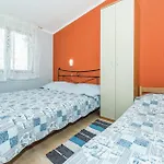 One-bedroom In Apartment