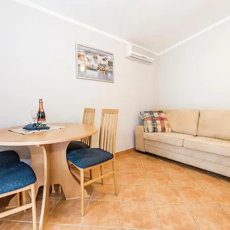 One-bedroom In Apartmán Grebaštica